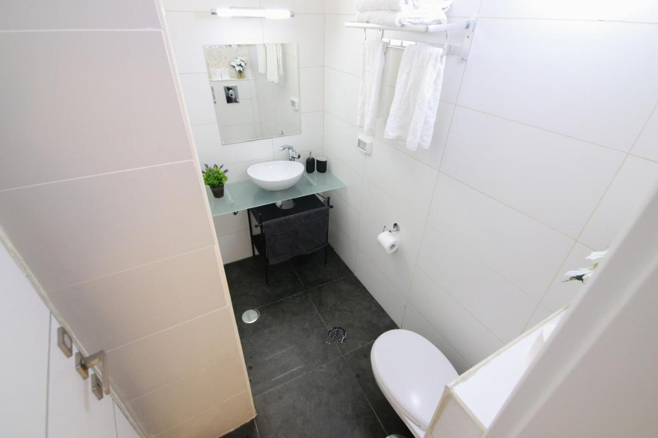 ירושלים Gabriel Apartments - Cozy Kotel House מראה חיצוני תמונה